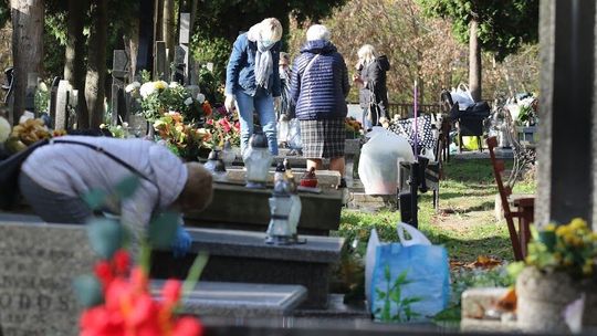 Sobota słoneczna i ciepła. A jaka pogoda 1 listopada?