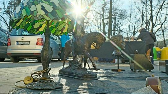 Sobotni Targ Staroci w Świdniku. Mróz odstraszył kupujących?