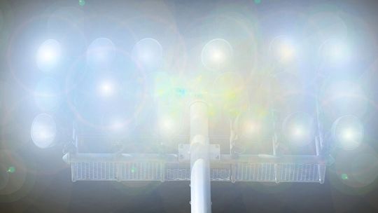 SP 31 zyska nowe oświetlenie boiska. Co czeka na uczniów po zmroku?