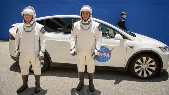 SpaceX i NASA. Start rakiety w sobotę - gdzie oglądać [na żywo]