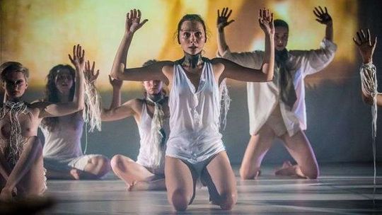 Spektakl Pudełko. Dziady i Białoszewski. Kasety i teatr