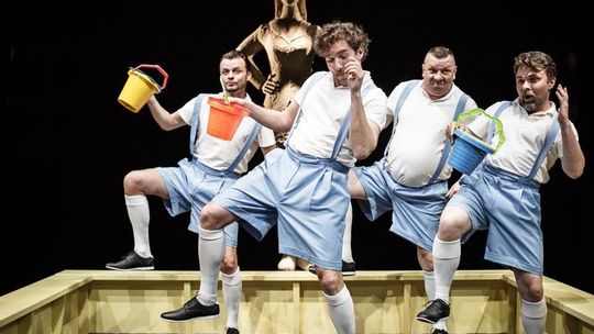 Spektakl "Tata ma kota (albo Poczytaj mi Tato)" w Centrum Kultury