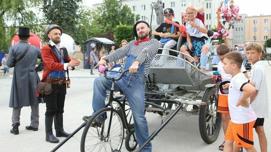Spektakle teatralne, kino plenerowe i koncerty. Dzisiaj Świdnicka Noc Kultury [zdjęcia]
