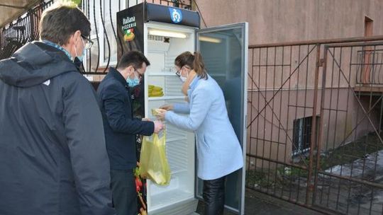 Społeczna lodówka w Radzyniu Podlaskim? Burmistrz chce zapytać sanepid 