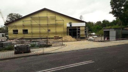 Społem walczy z dużymi sieciami. Buduje kolejny sklep pod swoją marką