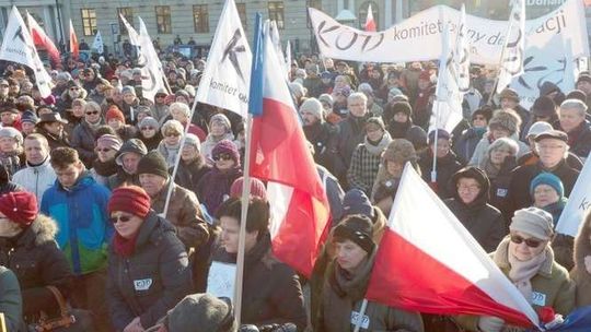 Spór o polską demokrację. Gdzie znajduje się granica praworządności?