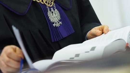 Spór o testament trwał 10 lat. Szczęśliwe zakończenie dla matki i syna