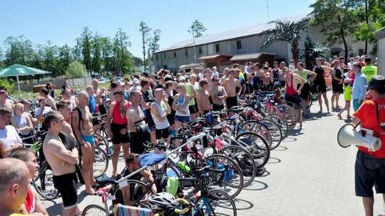 Sport i historia. Ruszyły zapisy do Żelaznego Triathlonu w Okunince