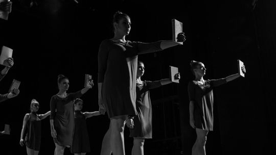 Spotkanie z grupą taneczną w Pożegnaniu z Afryką