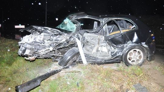 Spowodował czołowy wypadek koło Ryk i uciekł