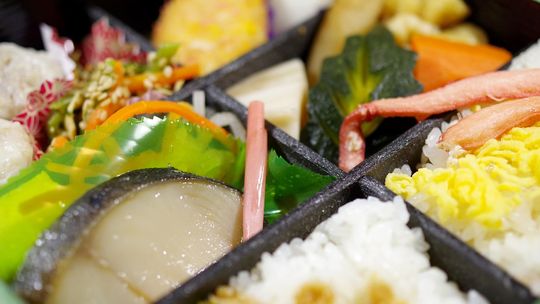 Sprawdź, który catering dietetyczny w Lublinie najlepiej dopasuje się do Twoich celów!