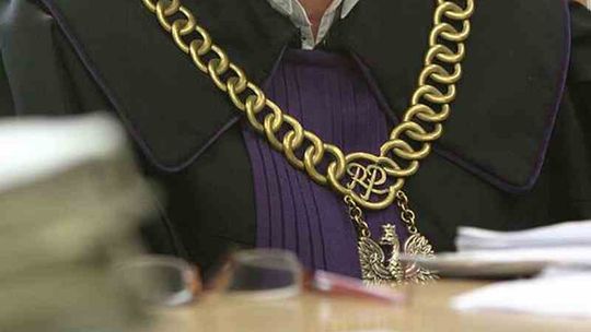 Sprzedawca militariów przywódcą gangu handlującego bronią