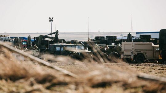 Stacjonowała tu amerykańska armia. Lotnisko w Mokrem czeka duża inwestycja 