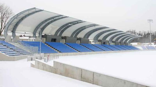 Stadion w Puławach wciąż nie jest gotowy