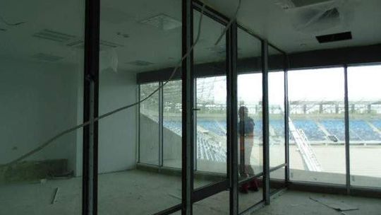 Stadion wciąż mało kuszący. Tylko 1 z 14 skyboksów wynajęty