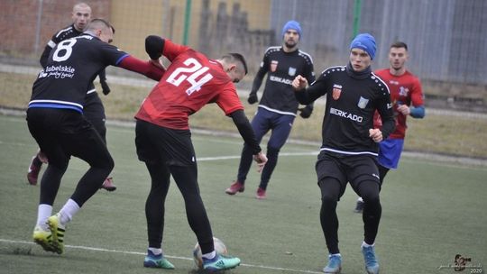 Stal Kraśnik wysoko przegrała z Wisłą Sandomierz