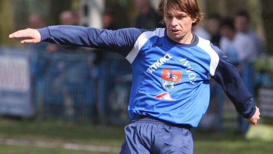 Stal Poniatowa – Lewart 0:2, Start - Huczwa 3:0