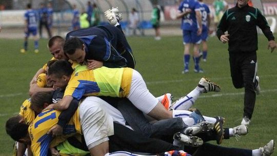 Stal Rzeszów – Motor Lublin 0:1, wygrali w dziewiątkę!