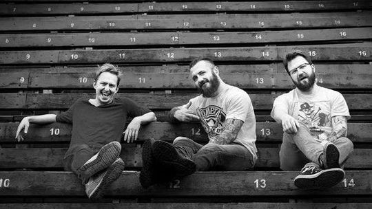 Stand Up Brothells "Pyskate Dziewice" w Padbarze