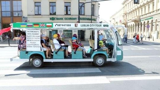 Stare Miasto nie dla elektrycznych busów. Głos zabrał nawet miejski klikon