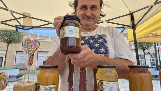 Stare Miasto płynące miodem. Trwa VII Wojewódzkie Lubelskie Święto Miodu