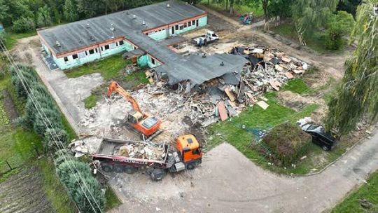 Stare przedszkole zrównane z ziemią. Nowe ma być gotowe za rok
