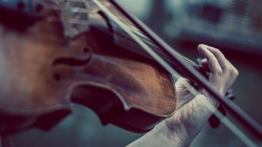 Starsza pani dała się nabrać. "Światowej sławy skrzypek" wyłudził od niej kilkadziesiąt tysięcy