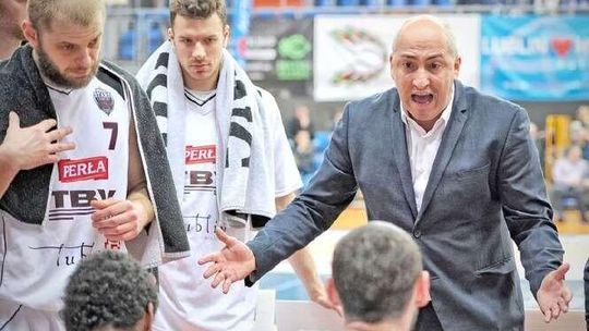 Start chce odbić się od dna