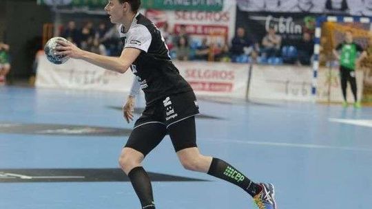 Start Elbląg - MKS Selgros 26:26. Z medali cieszą się inni