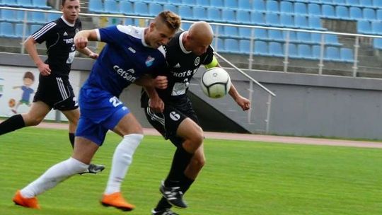 Start Krasnystaw – Kryształ Werbkowice 0:2. Bez prezentu dla młodej pary