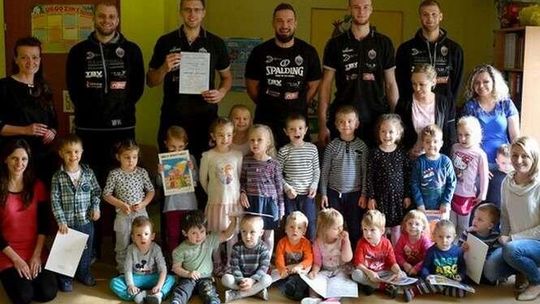 Start Lublin wziął udział w akcji „Cała Polska czyta dzieciom”