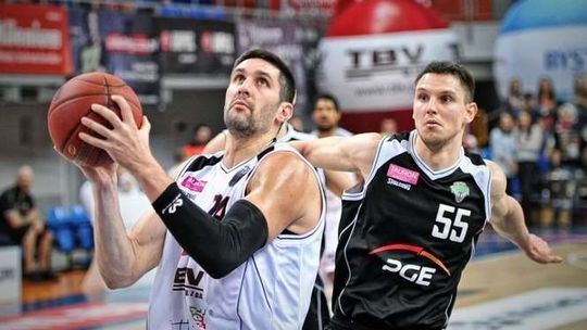 Start ma problem z obroną