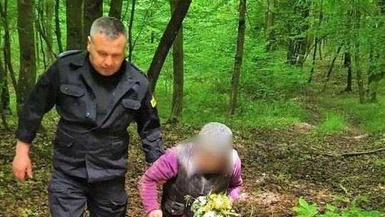 Staruszka zgubiła się w lesie niedaleko Hrubieszowa. Szukali jej całą noc 