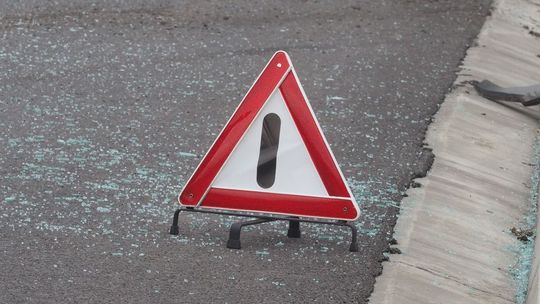 Stasinów: Śmiertelny wypadek, nie żyje 28-letnia motorowerzystka