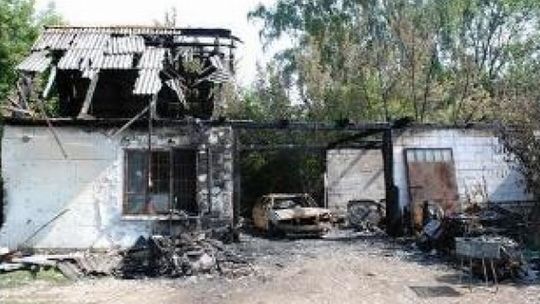 Stężyca: Naprawa samochodu skończyła się pożarem