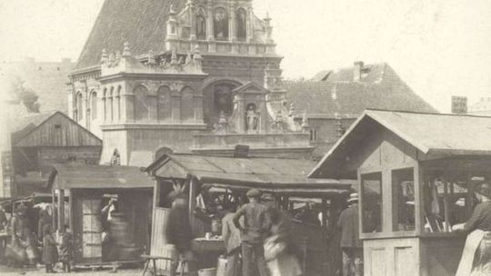 Sto lat temu w Lublinie: Sklepy zamknąć, domy udekorować