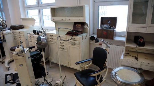 Stomatologiczny powrót do przeszłości. Tę wystawę warto zobaczyć