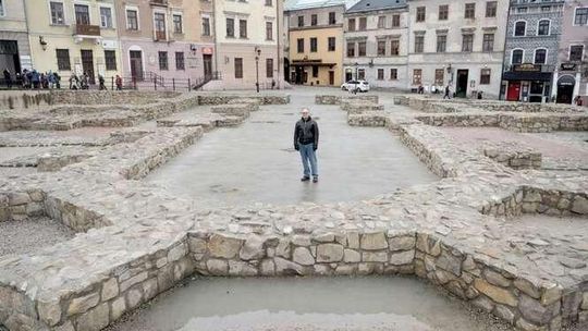 Stowarzyszenie Lubelska Fara chce odbudować kolegiatę w Lublinie. Tylko jak?