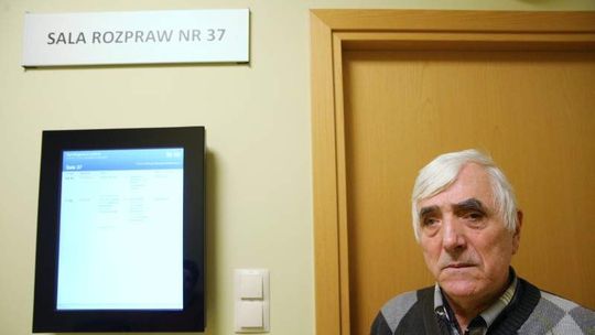 Stracił pracę, walczy w sądzie. "Honor jest ważniejszy niż pieniądze"