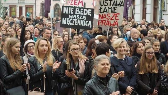 Strajk Kobiet w Lublinie i regionie: Zrobią hałas, żeby pokazać czerwoną kartkę władzy