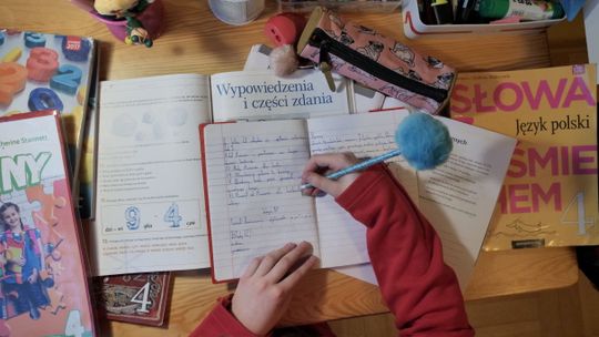 Strajk włoski rodziców. "Koniec odrabiania lekcji po nocach"