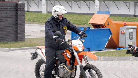 Straż miejska sprzedała motocykl crossowy. Kupił strażnik