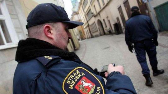 Straż Miejska w Lublinie: Pięć etatów do wzięcia