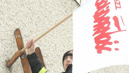 Strażacy protestują. Chcą spotkać się z premierem