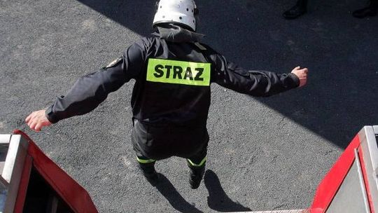 Strażacy uratowali kota z 15-metrowej studni