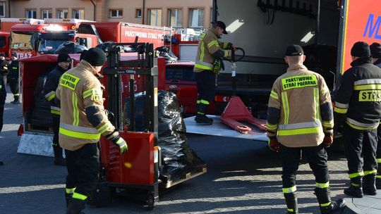 Strażacy z całej Polski zbierali sprzęt dla Ukraińców. Trafił do punktu w Zamościu