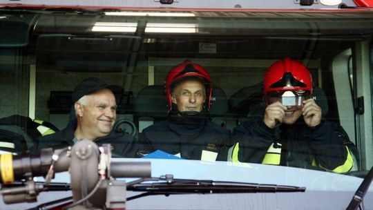 Strażacy z lotniska pokazali swój sprzęt (zdjęcia, wideo)