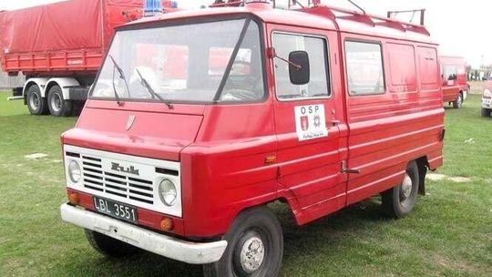 Strażacy zbierają złom na nowy wóz bojowy