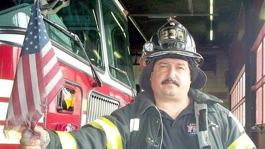 Strażak New York Fire Department: 11 września jest w nas