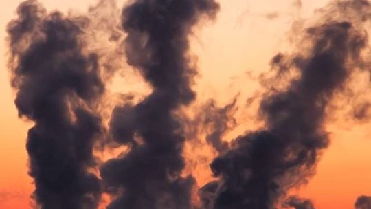 Strażnicy miejscy sprawdzą czym palimy w piecach